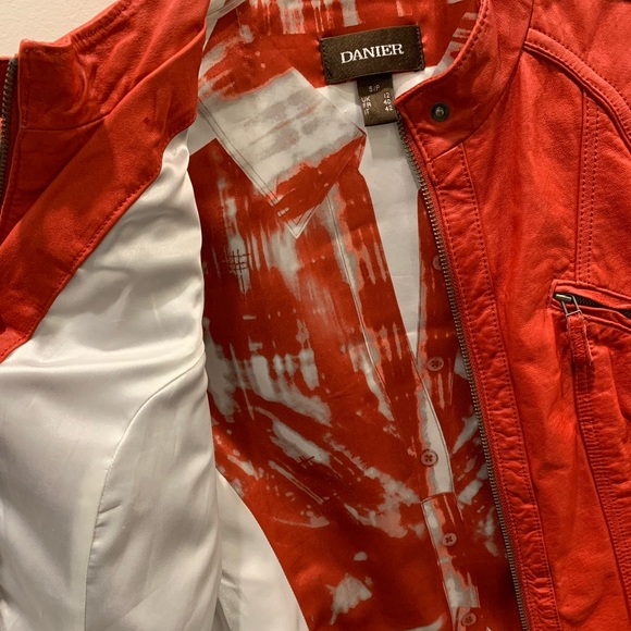Danier, red genuine leather jacket, size 12 - Picture 4 of 9